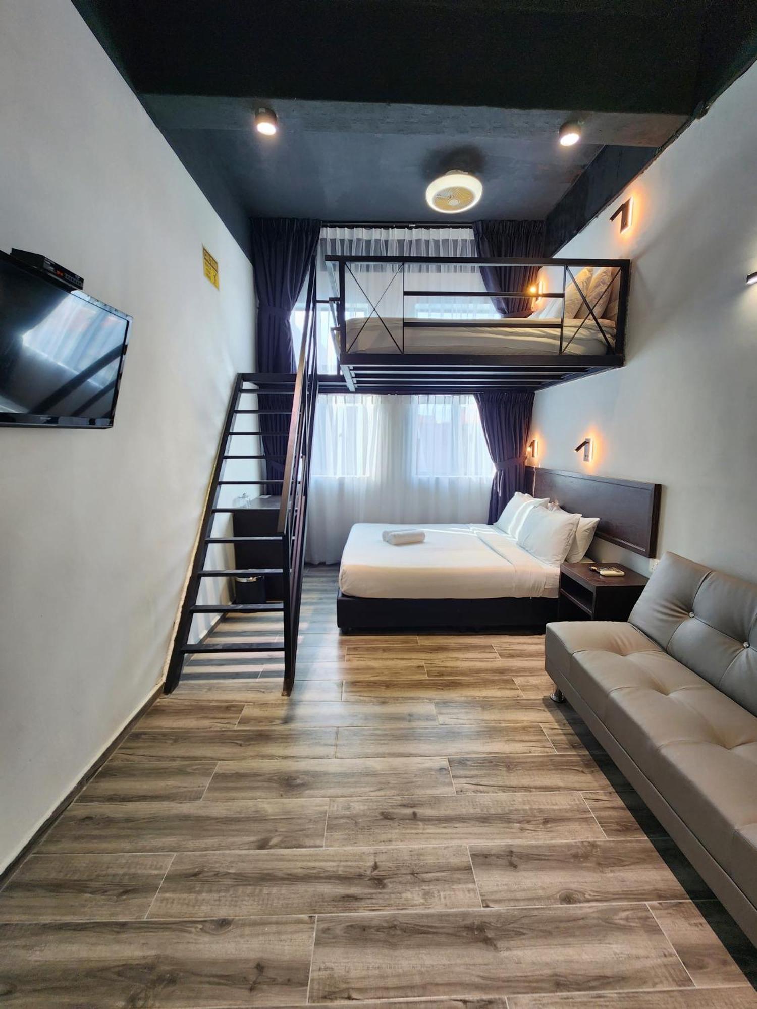 Georgetown Inn By Sky Hive Exterior foto